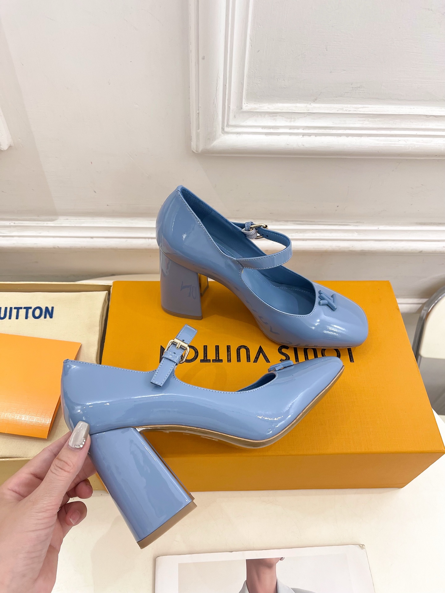 Women's high heels